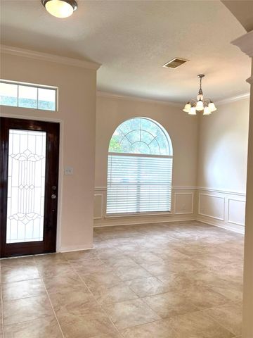 442 Pinewood Ridge Drive, Spring, TX 77386