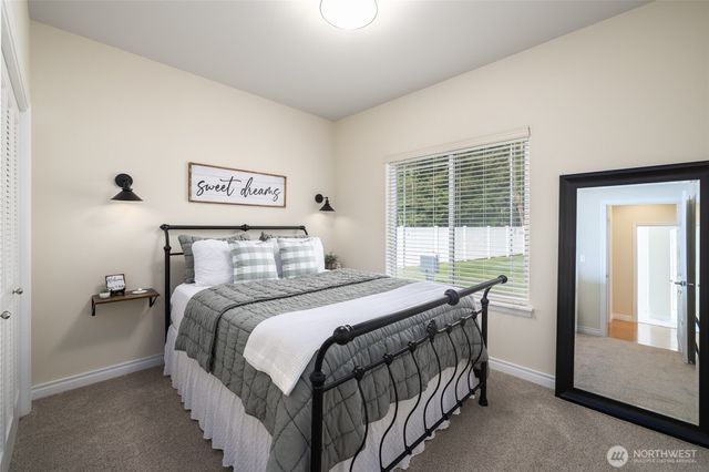 13837 Bay View Road, Mount Vernon, WA 98273