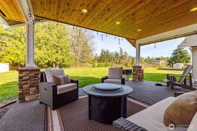 13837 Bay View Road, Mount Vernon, WA 98273