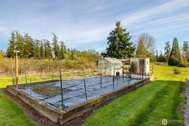 13837 Bay View Road, Mount Vernon, WA 98273
