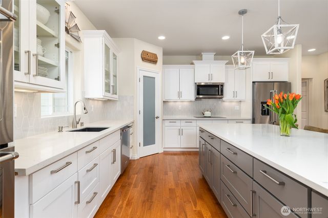 13837 Bay View Road, Mount Vernon, WA 98273