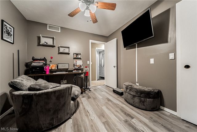 370 Lear Road, Avon Lake, OH 44012