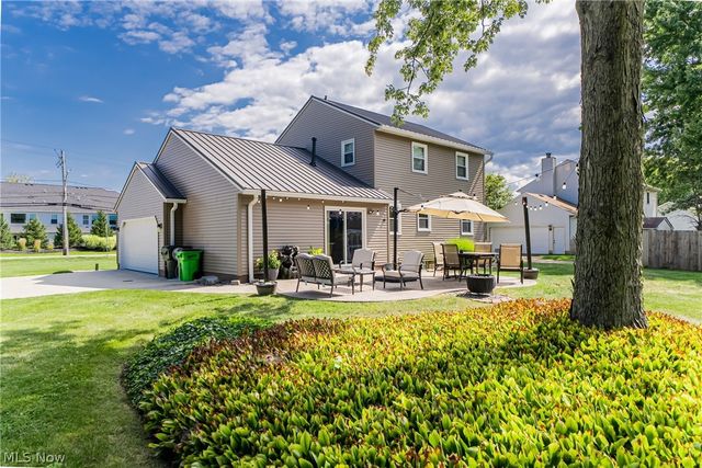 370 Lear Road, Avon Lake, OH 44012