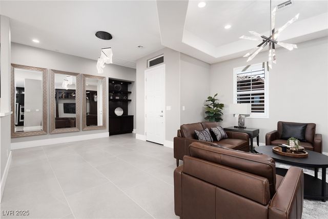 294 Lindura Court, Las Vegas, NV 89138