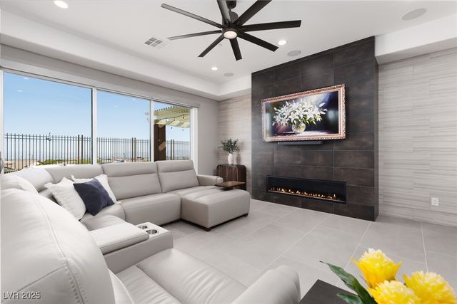 294 Lindura Court, Las Vegas, NV 89138