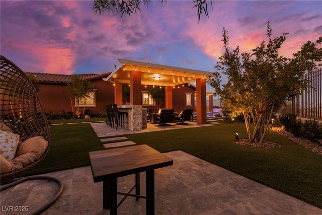 294 Lindura Court, Las Vegas, NV 89138