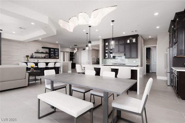 294 Lindura Court, Las Vegas, NV 89138