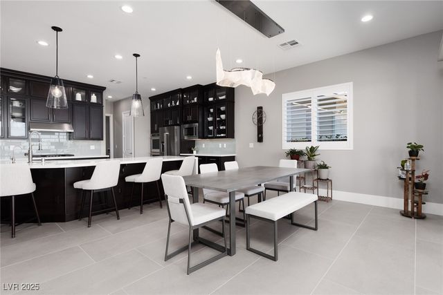 294 Lindura Court, Las Vegas, NV 89138