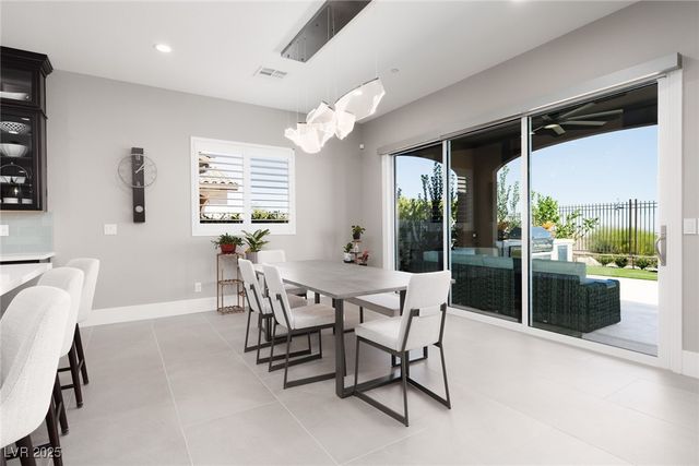 294 Lindura Court, Las Vegas, NV 89138