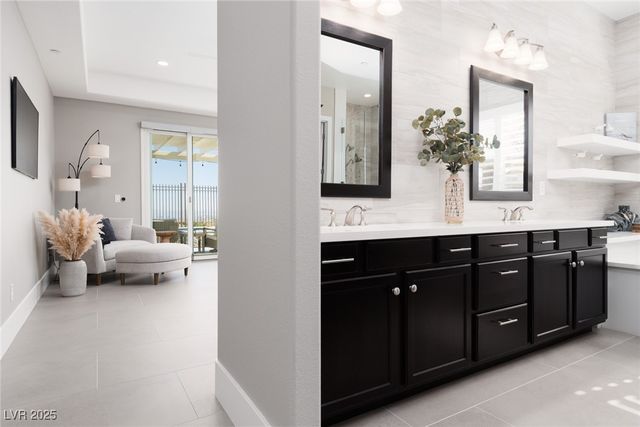 294 Lindura Court, Las Vegas, NV 89138