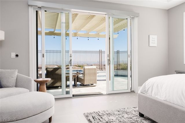 294 Lindura Court, Las Vegas, NV 89138