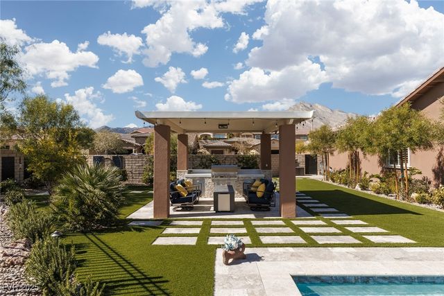 294 Lindura Court, Las Vegas, NV 89138