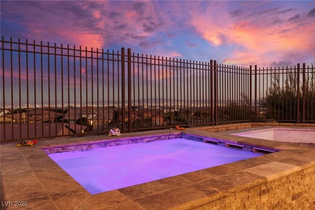 294 Lindura Court, Las Vegas, NV 89138