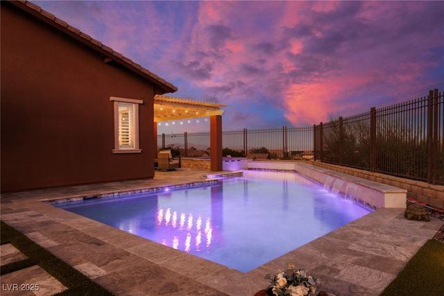 294 Lindura Court, Las Vegas, NV 89138