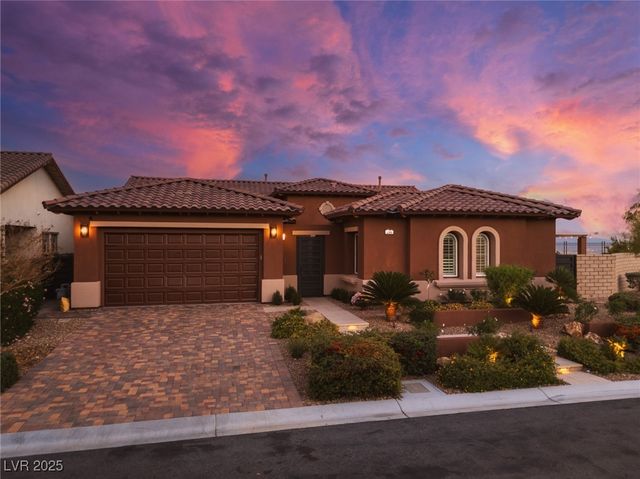 294 Lindura Court, Las Vegas, NV 89138