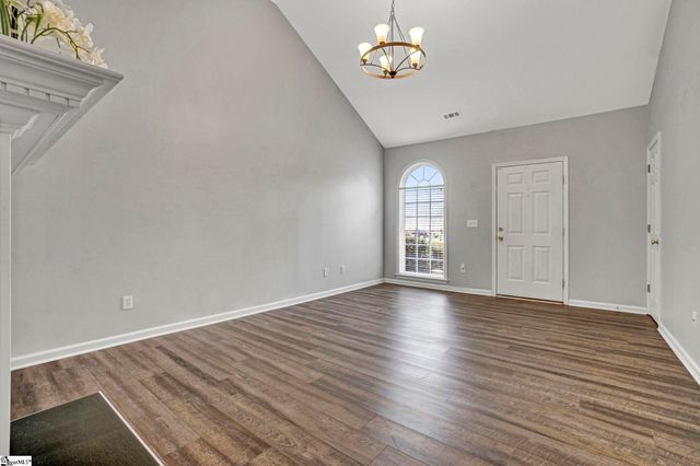 30 Kennebec Lane, Simpsonville, SC 29681