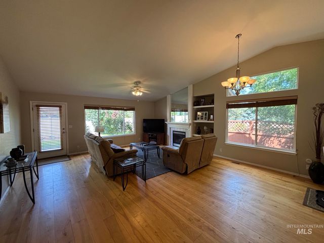 6327 S Mangrove Pl., Boise, ID 83716