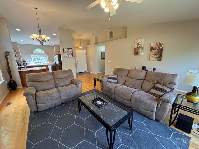 6327 S Mangrove Pl., Boise, ID 83716
