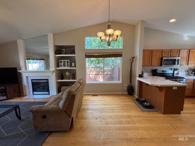 6327 S Mangrove Pl., Boise, ID 83716