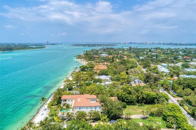 4050 HIGEL AVENUE, Sarasota, FL 34242