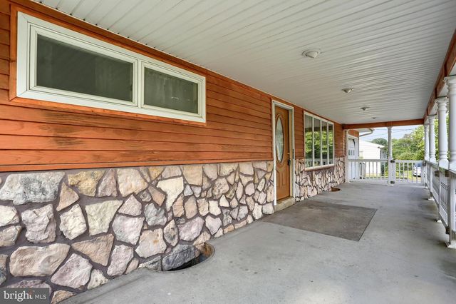 6035 WERTZVILLE RD, Enola, PA 17025