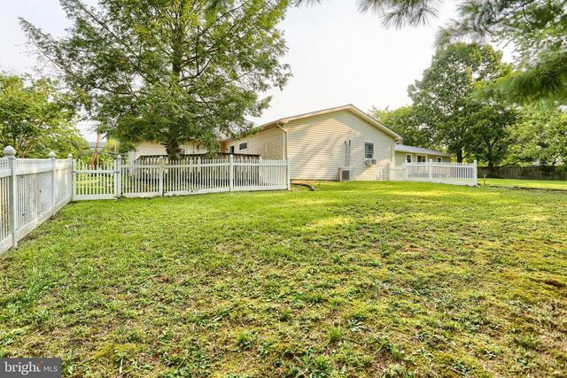 6035 WERTZVILLE RD, Enola, PA 17025