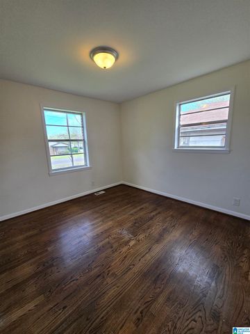 2925 10TH AVENUE N, Bessemer, AL 35020