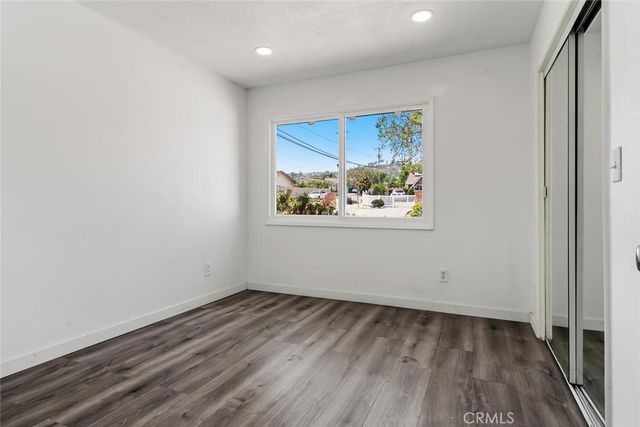 4 Mansfield Lane, Camarillo, CA 93010
