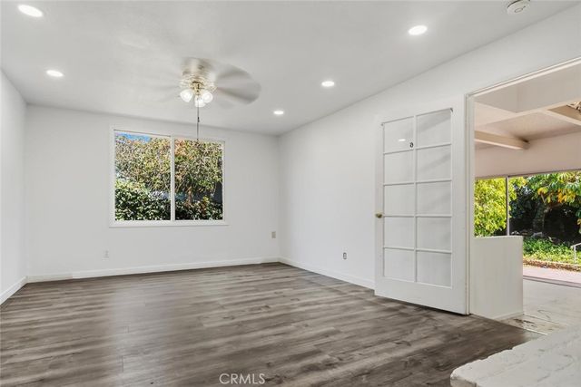 4 Mansfield Lane, Camarillo, CA 93010