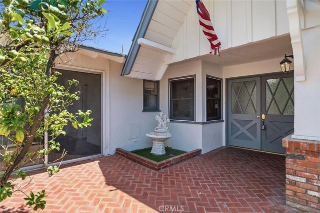 4 Mansfield Lane, Camarillo, CA 93010