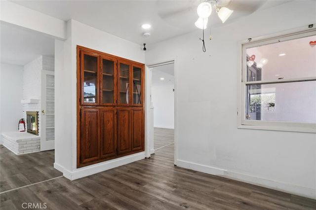 4 Mansfield Lane, Camarillo, CA 93010