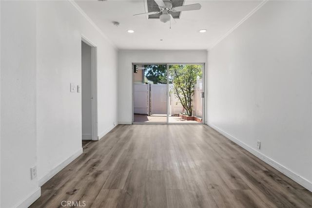 4 Mansfield Lane, Camarillo, CA 93010