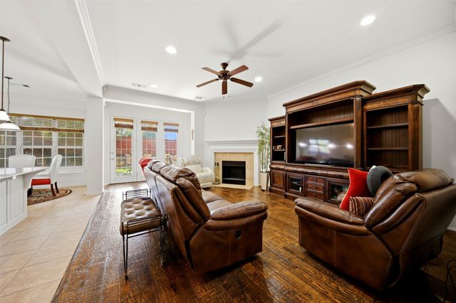 8313 Bayberry Avenue, Lantana, TX 76226