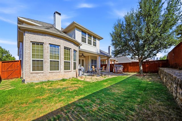 8313 Bayberry Avenue, Lantana, TX 76226