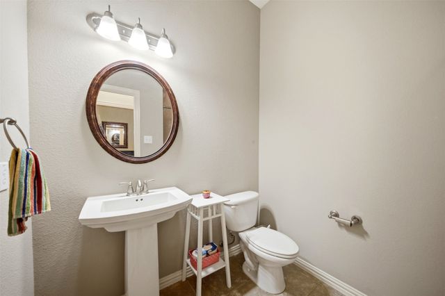 8313 Bayberry Avenue, Lantana, TX 76226