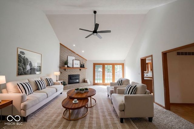825 Eastgate Drive, Anderson, IN 46012