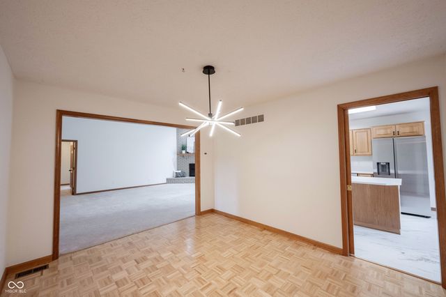 825 Eastgate Drive, Anderson, IN 46012
