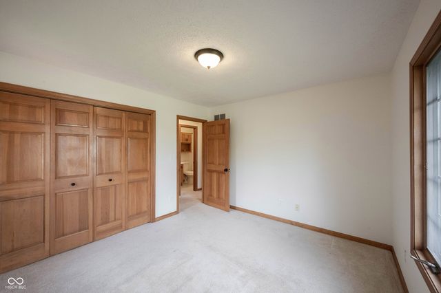 825 Eastgate Drive, Anderson, IN 46012