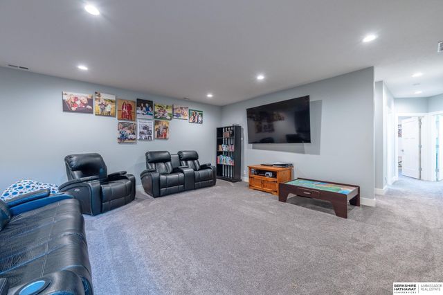 825 Washington Street, Sterling, NE 68443