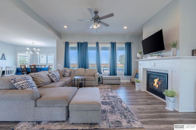 825 Washington Street, Sterling, NE 68443