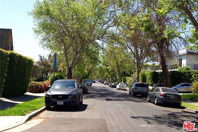 853 N Mansfield Avenue, Los Angeles, CA 90038