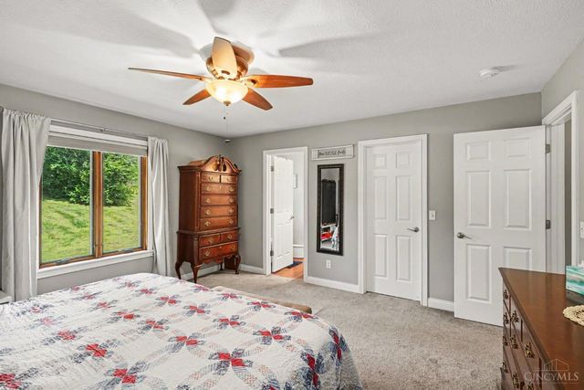8356 Lakevalley Drive, Colerain Twp, OH 45247