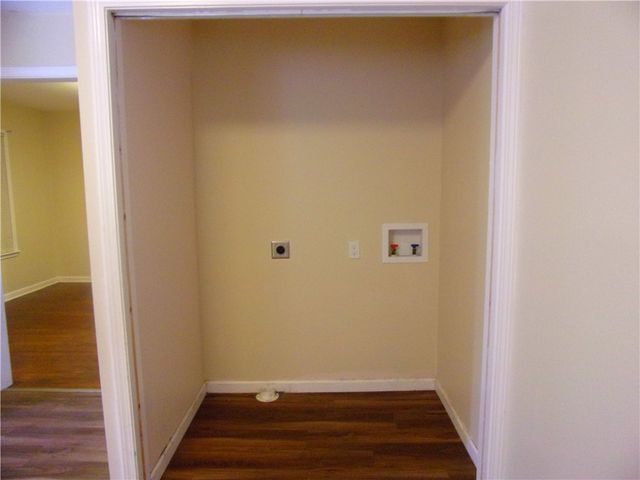 1445 Brentwood Dr, Corpus Christi, TX 78415