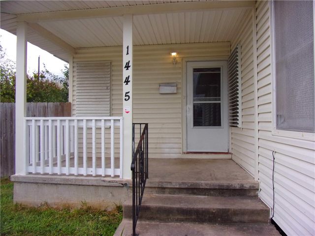 1445 Brentwood Dr, Corpus Christi, TX 78415