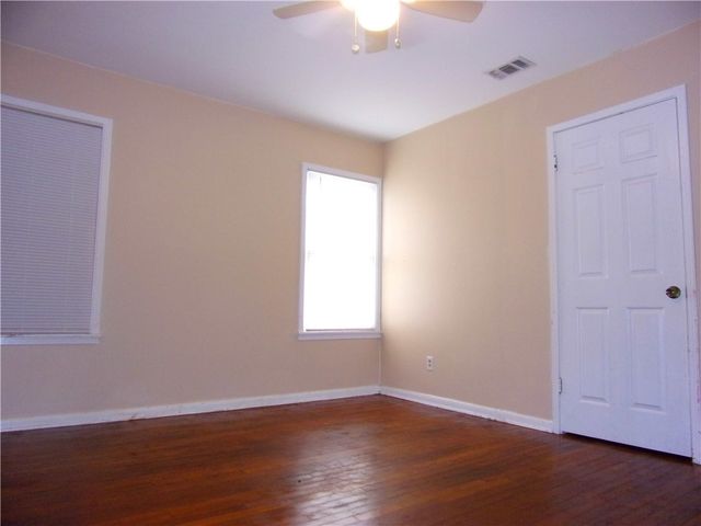 1445 Brentwood Dr, Corpus Christi, TX 78415