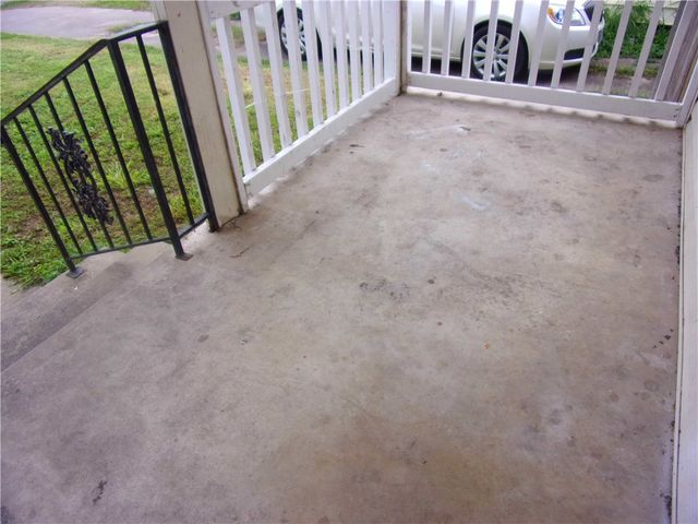 1445 Brentwood Dr, Corpus Christi, TX 78415