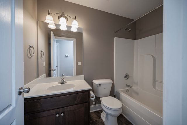 1125 Cascade Falls Dr, Murfreesboro, TN 37129