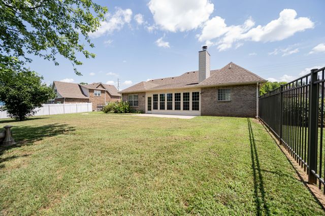 1125 Cascade Falls Dr, Murfreesboro, TN 37129