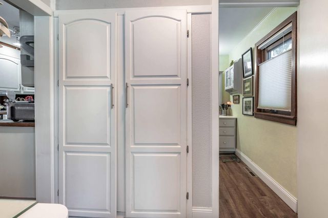 526 W Douglas Avenue, Fergus Falls, MN 56537