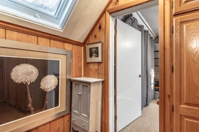 526 W Douglas Avenue, Fergus Falls, MN 56537